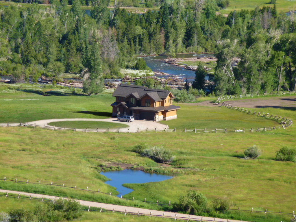 P1010527Enhanced The Lodge at Crystal Ranch